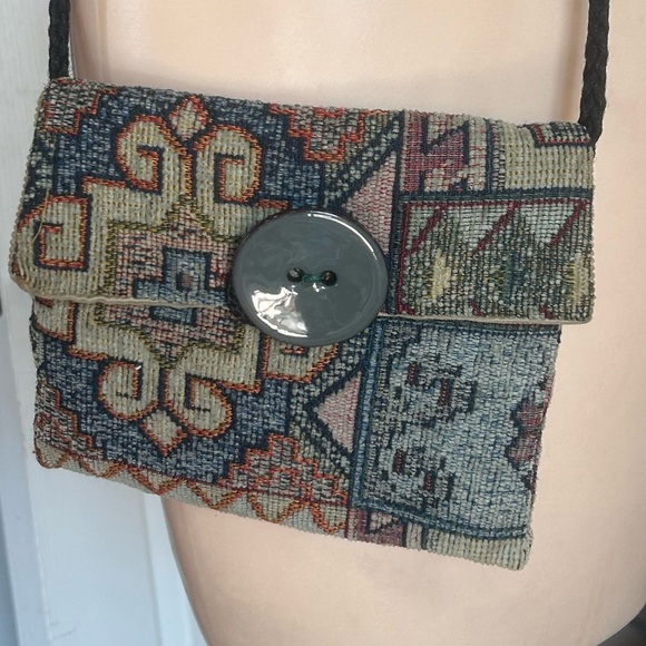 Hand Crafted 7”L x 6” H Tapestry Shoulder Bag - Picture 1 of 6